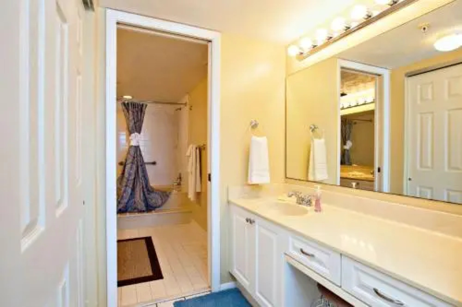 Seychelles Condominium #602