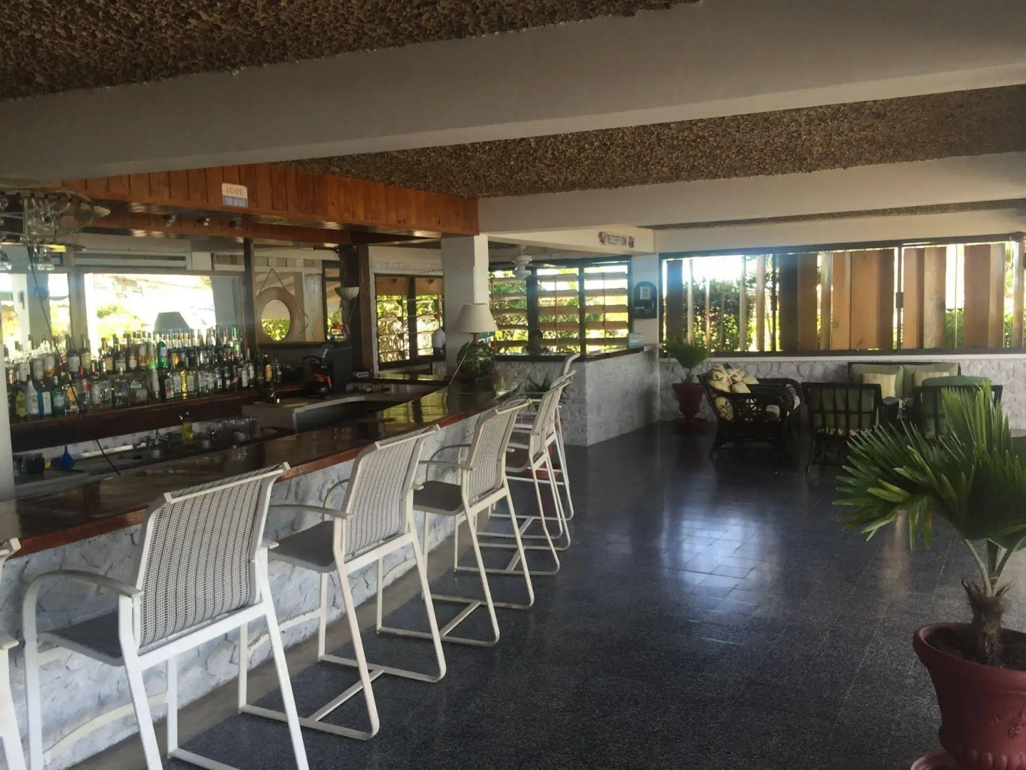 Anchorage Yacht Club Hotel