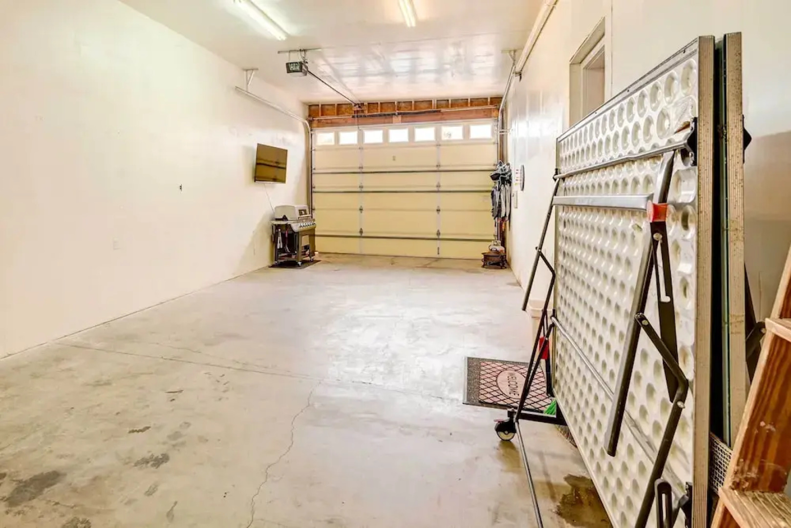 Pet-friendly Needles Vacation Rental Near River!