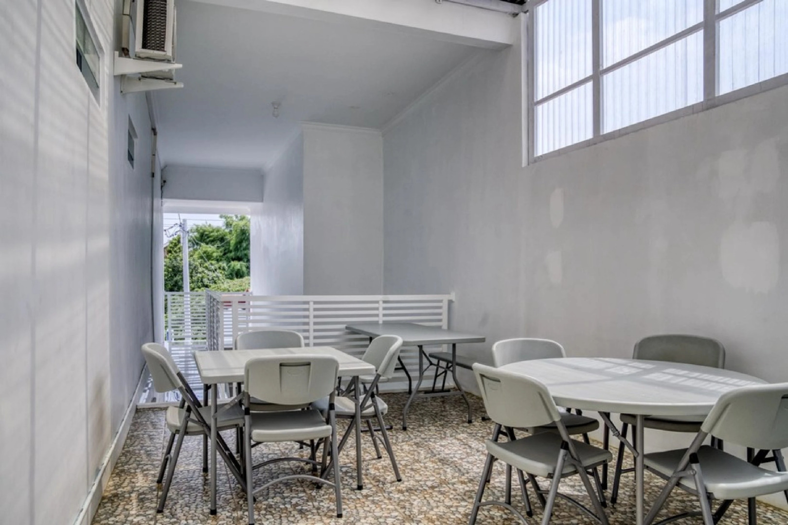 RedDoorz near Exit Toll Bogor