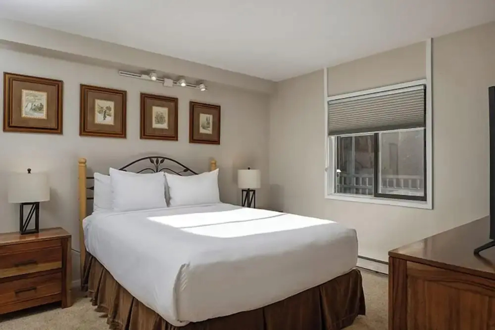 Vantage Point - CoralTree Residence Collection