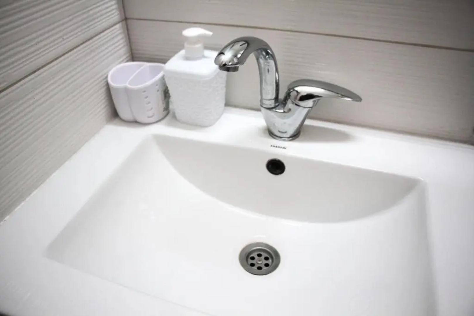 Beautiful 3 Bedroom Apartment