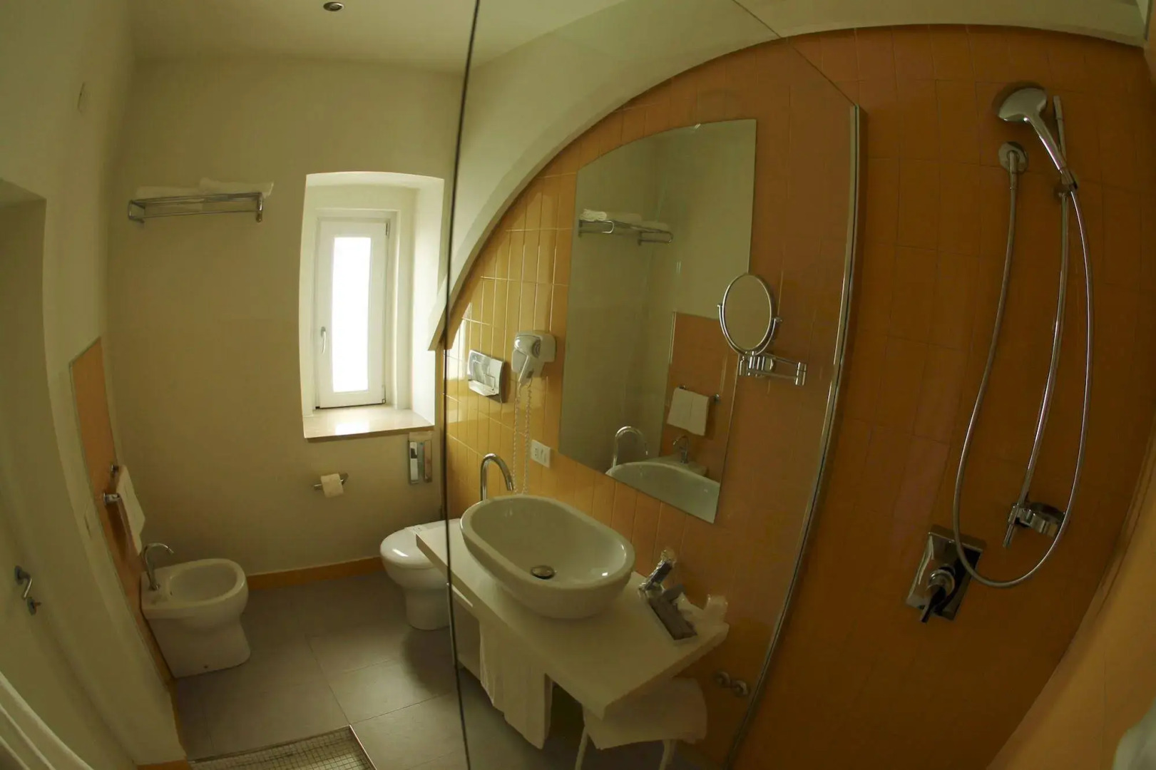 Edificio 15 House Elite