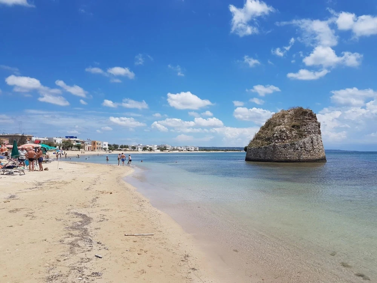 Elegant Farmhouse With Swimming Pool - Beahost