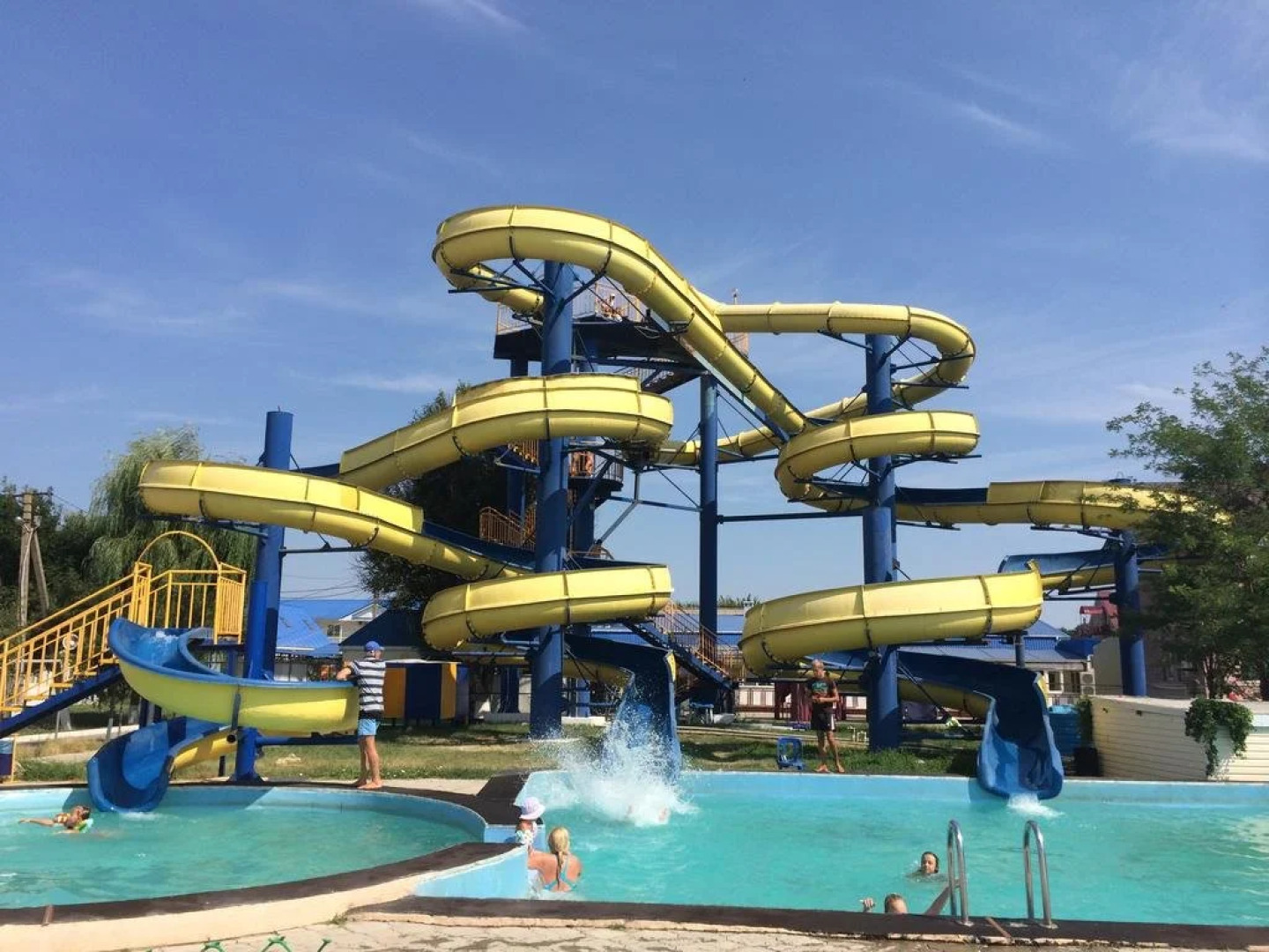 Cottage on Chernomorskaya 145