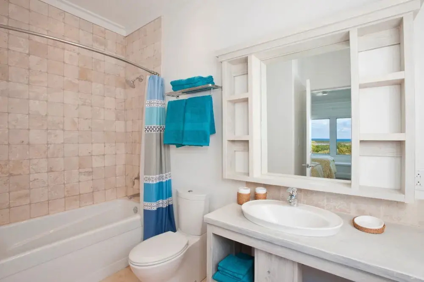 Buttonwood Reserve Compound - Compound W/beach, Pool, Pickleball 17 Bedroom Condo