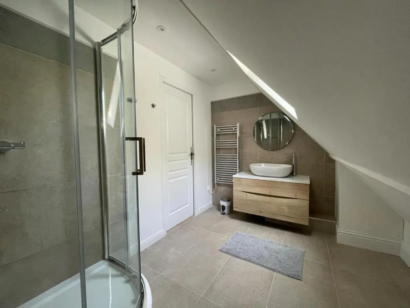 Beautiful 4 bedroom country cottage sleeps 7