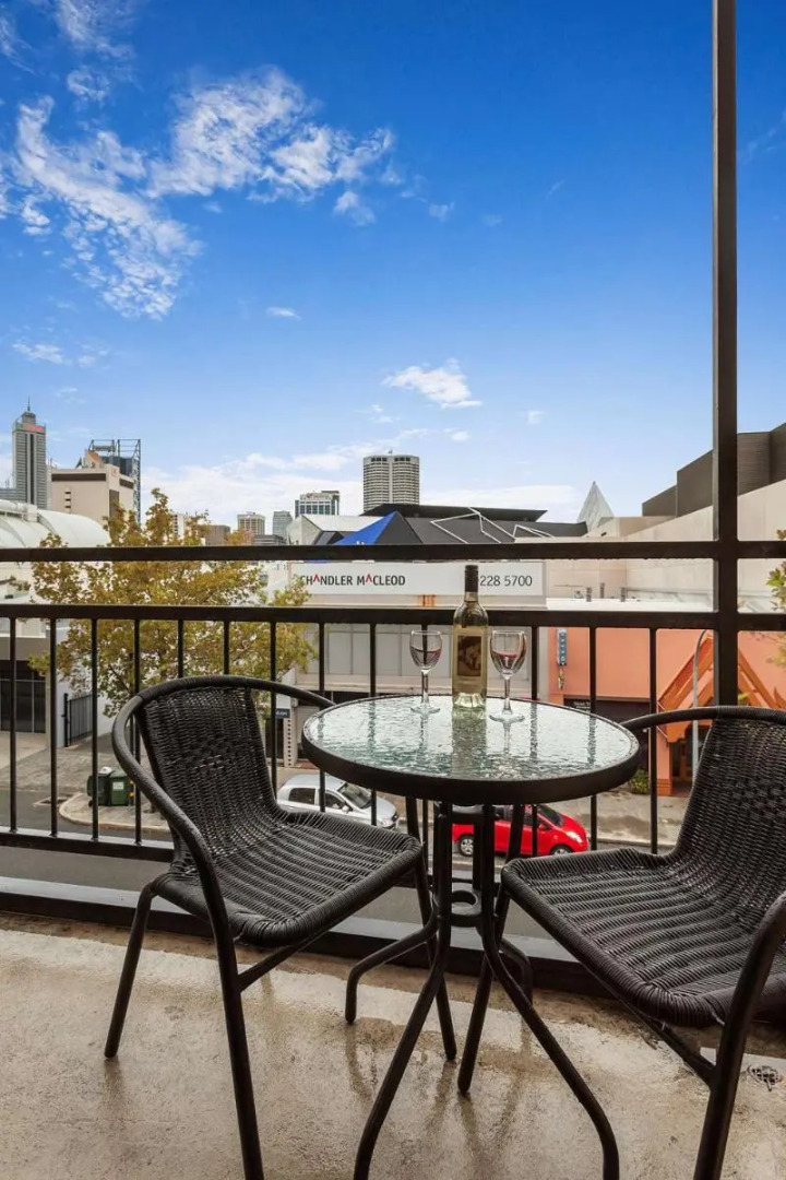 Best Western Northbridge Apartments