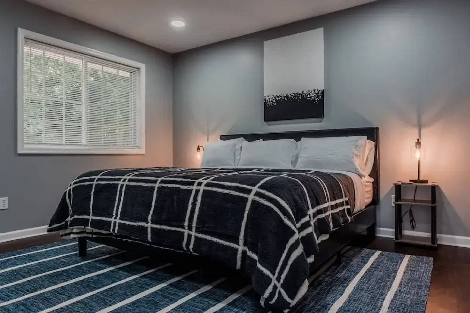 Cozy Modern Villa in New Castle