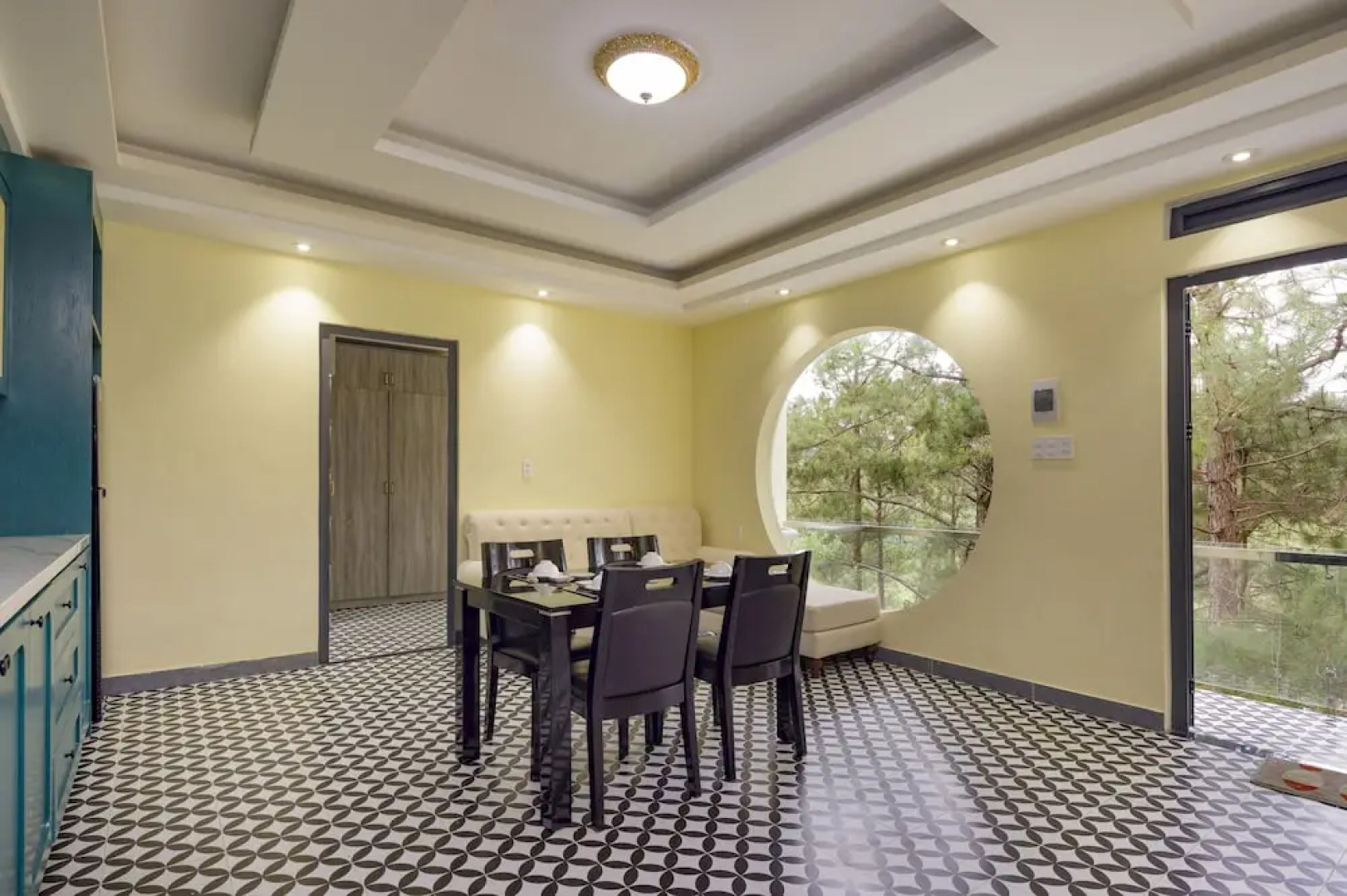 Four Spring Villas And Golfs Da Lat