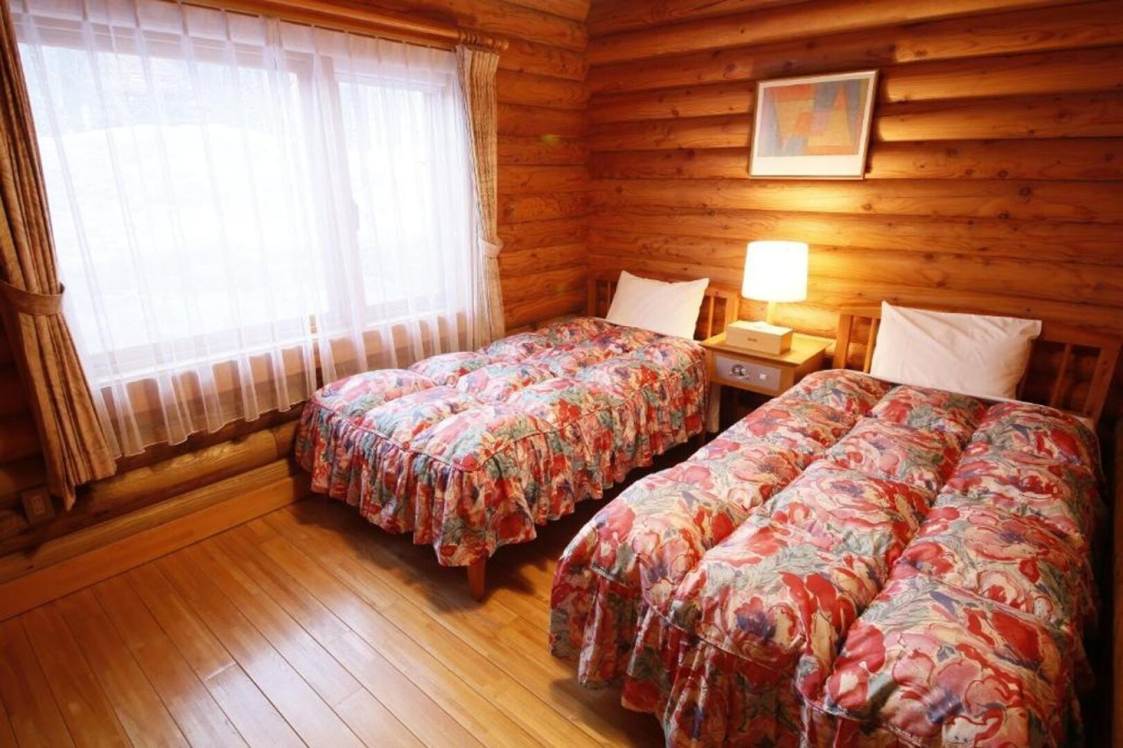 Log Hotel Larch Lake Kanayama