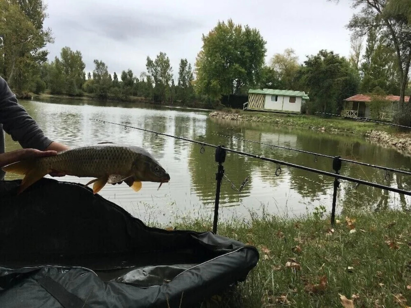 Camping Le Plan d'Eau Saint Charles