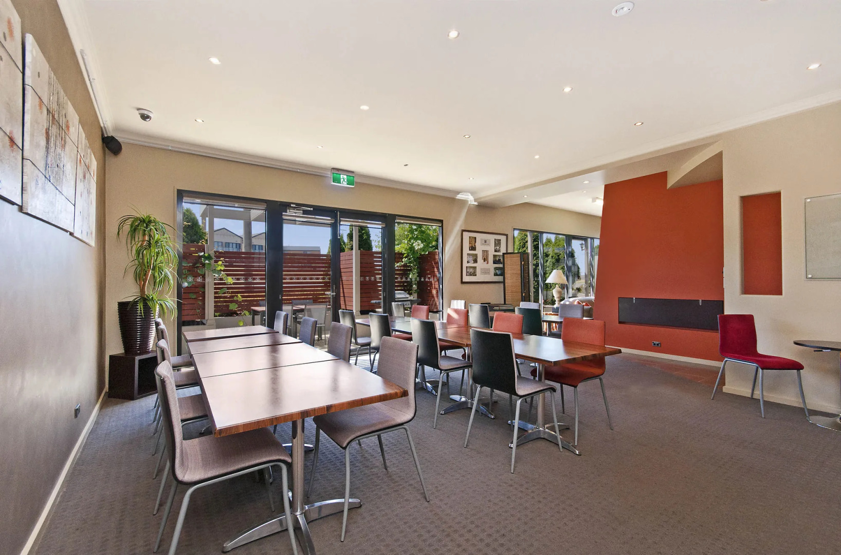 Comfort Inn On Raglan