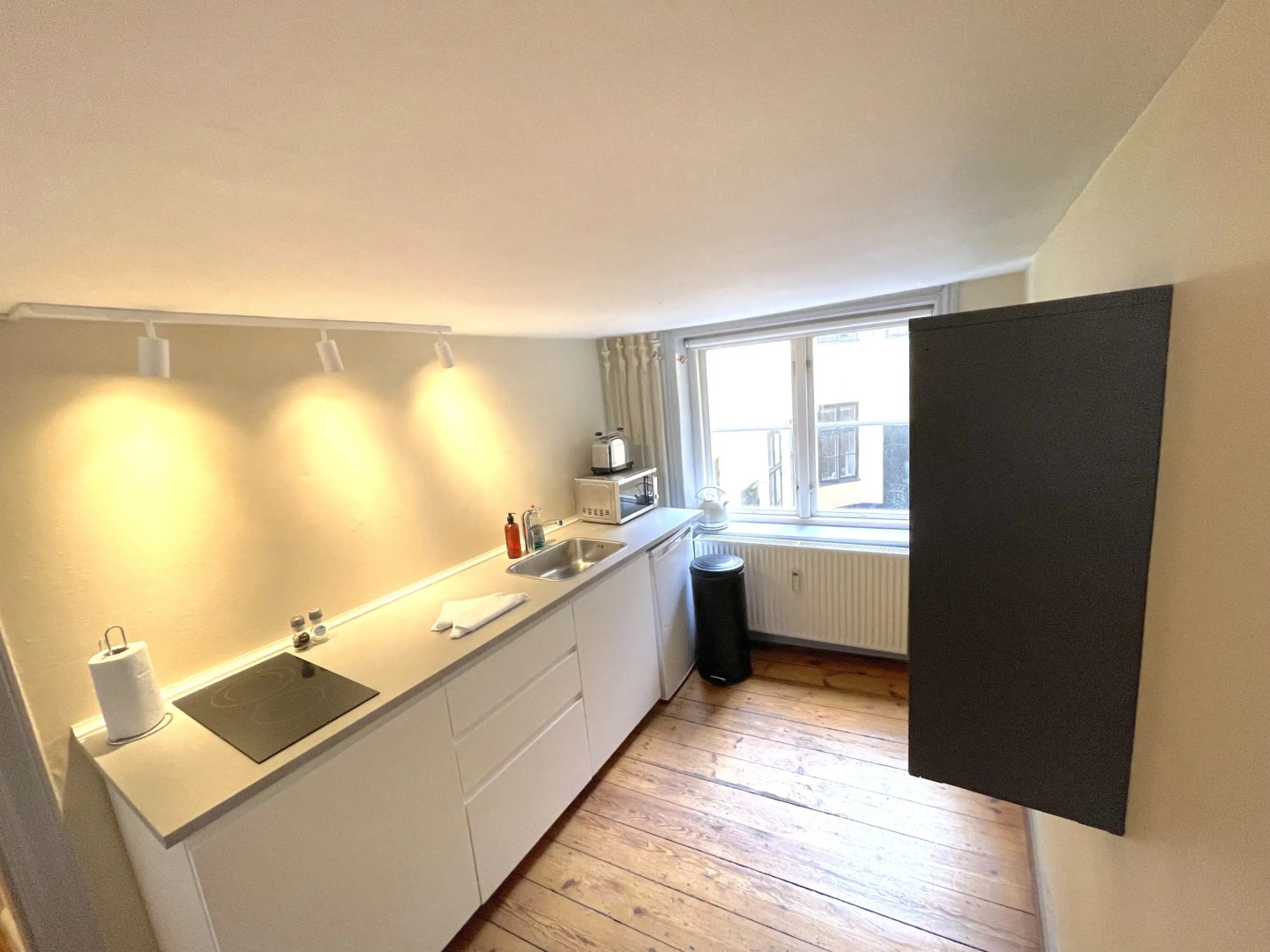 ★Balcony Apt. Central in Copenhagen, 50M to Metro★
