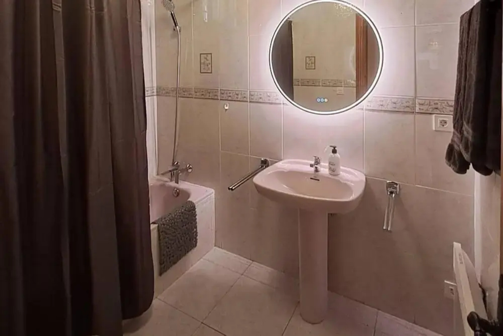 La Marina Oasis, 2-beds, Sleeps 4, 10 min to Beach