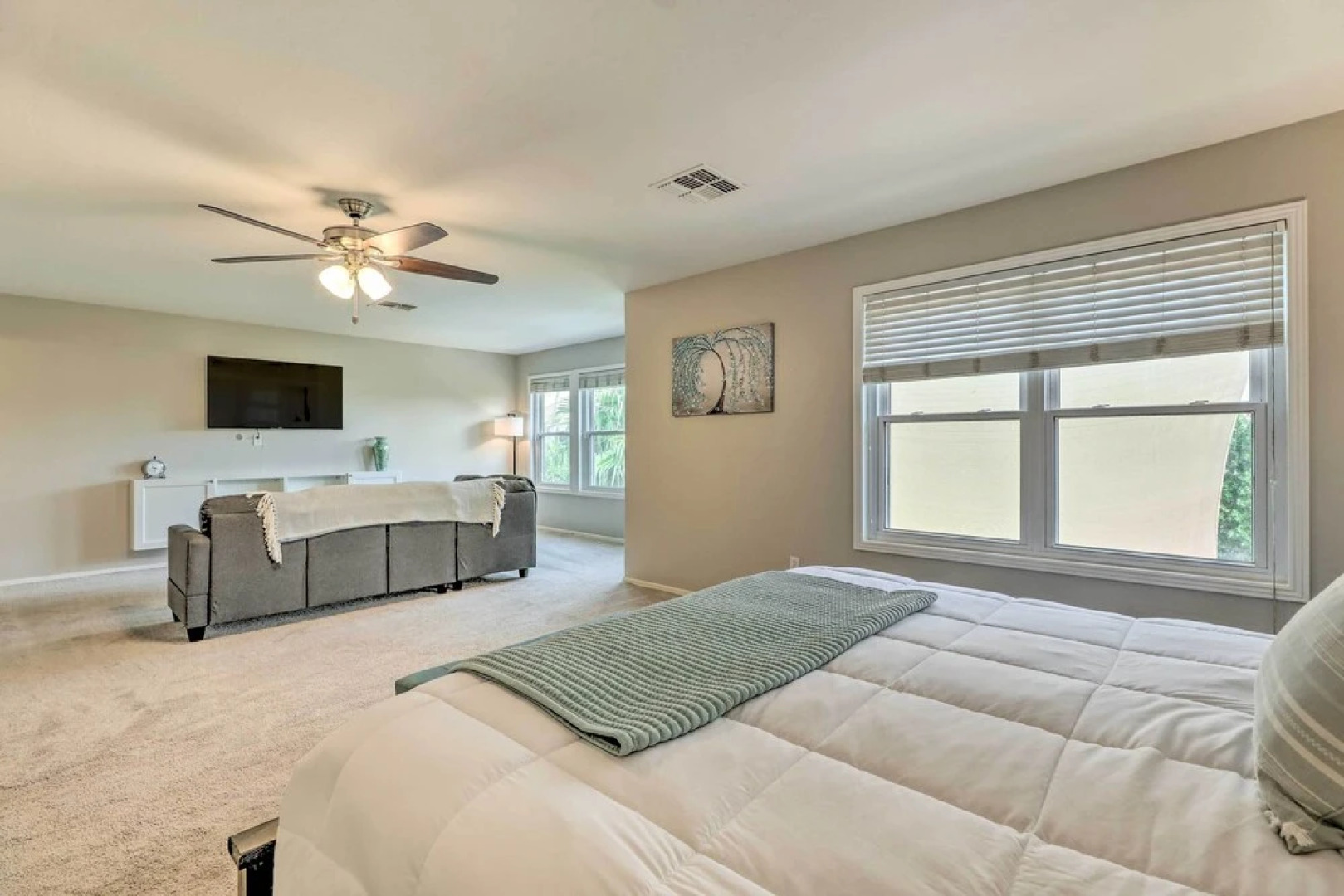 Spacious Gilbert Escape w/ Pool & Hot Tub!