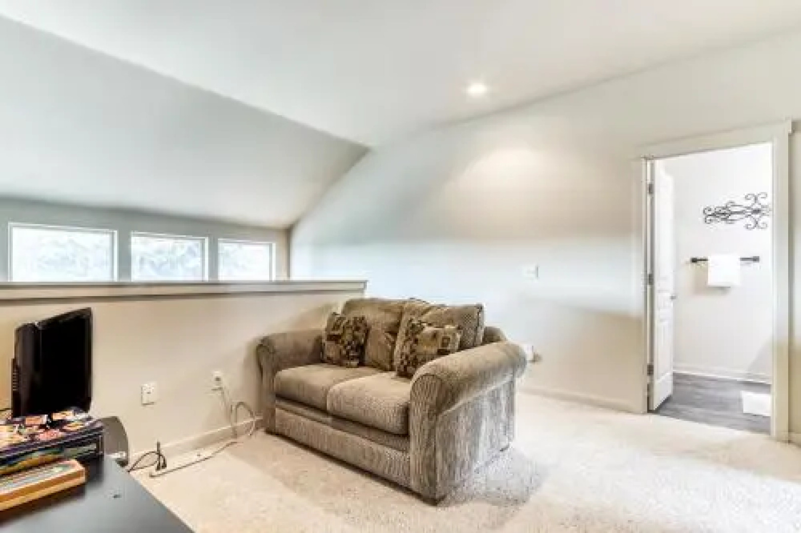 Eagle Crest Creekside Escape