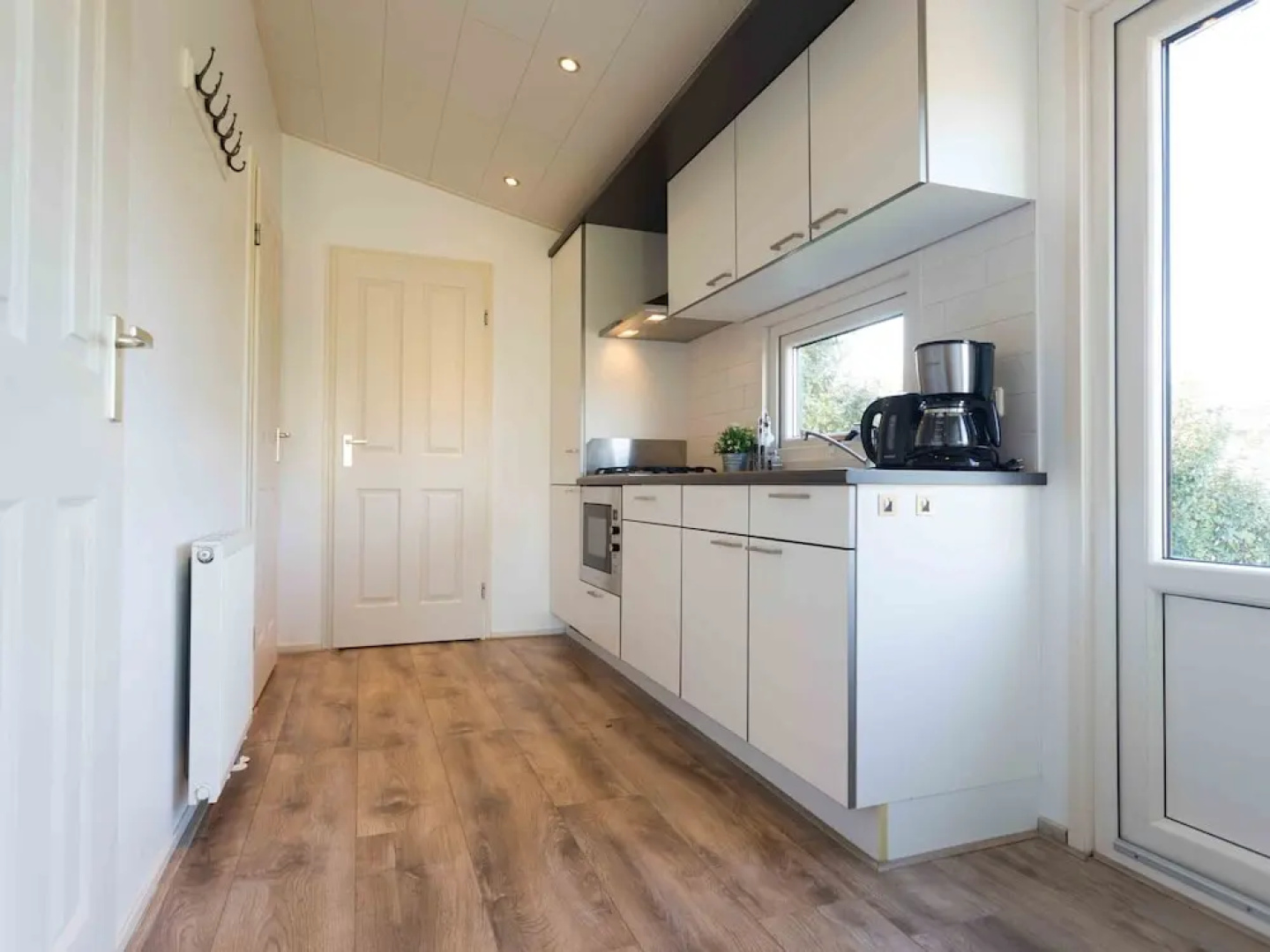 Comfortable Chalet With Dishwasher, sea at 3.5 km, in Egmond