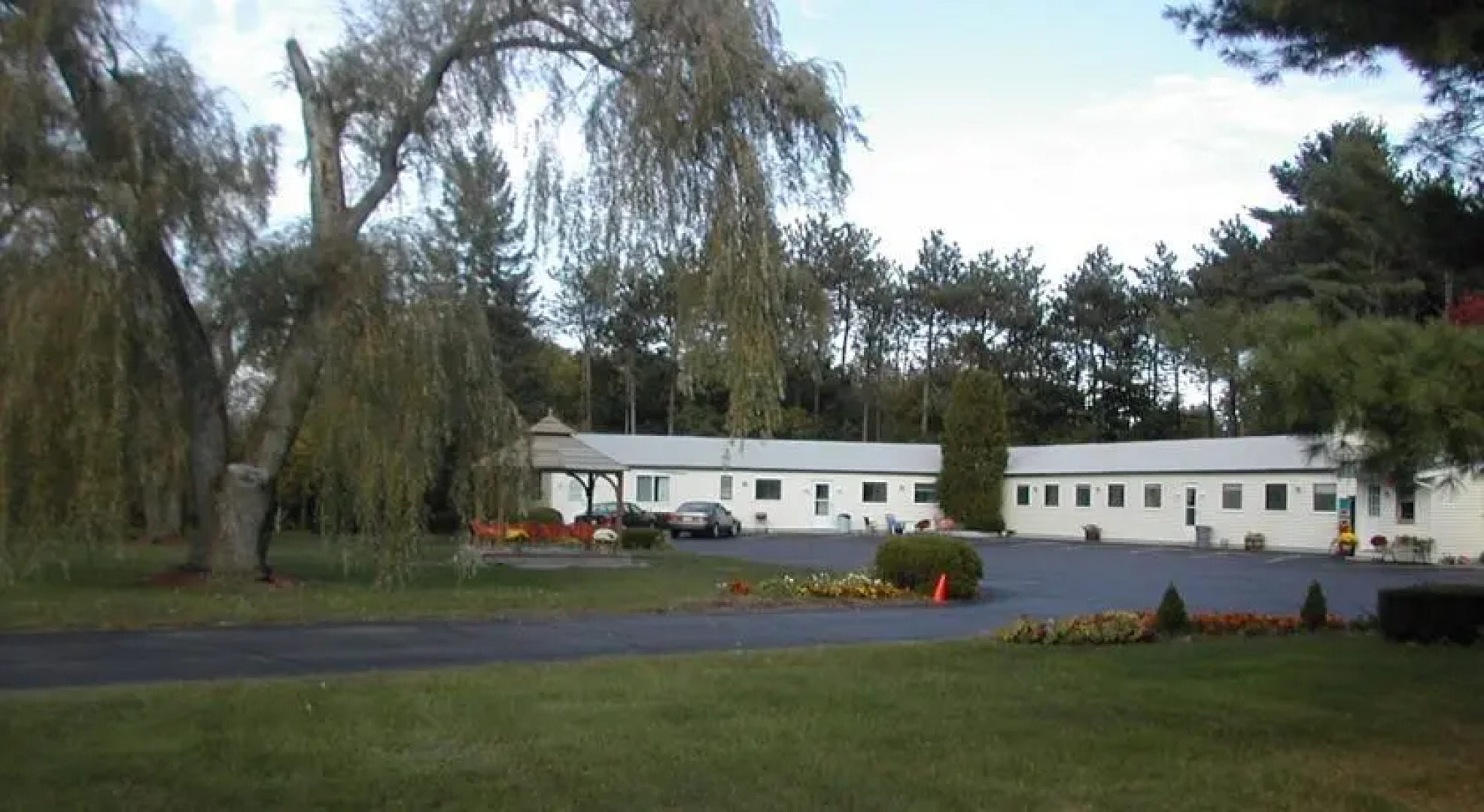 Pine Haven Motel