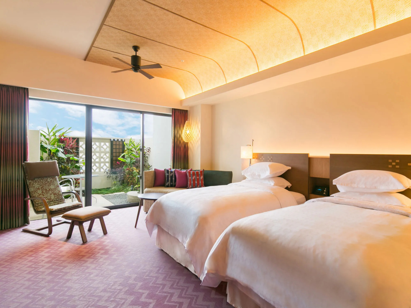 Sheraton Okinawa Sunmarina Resort