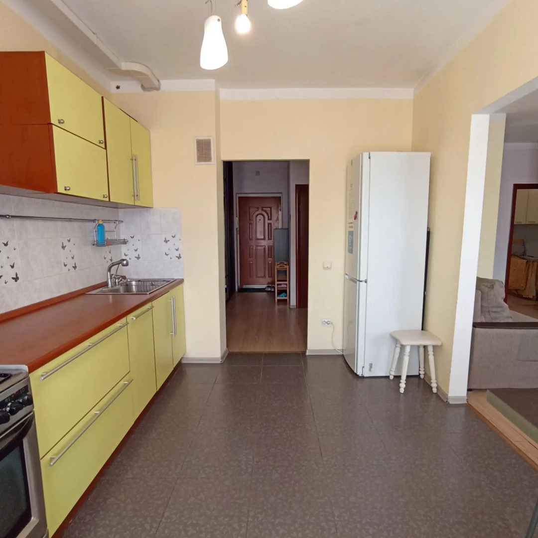 Аврора Люкс на улице Орджоникидзе