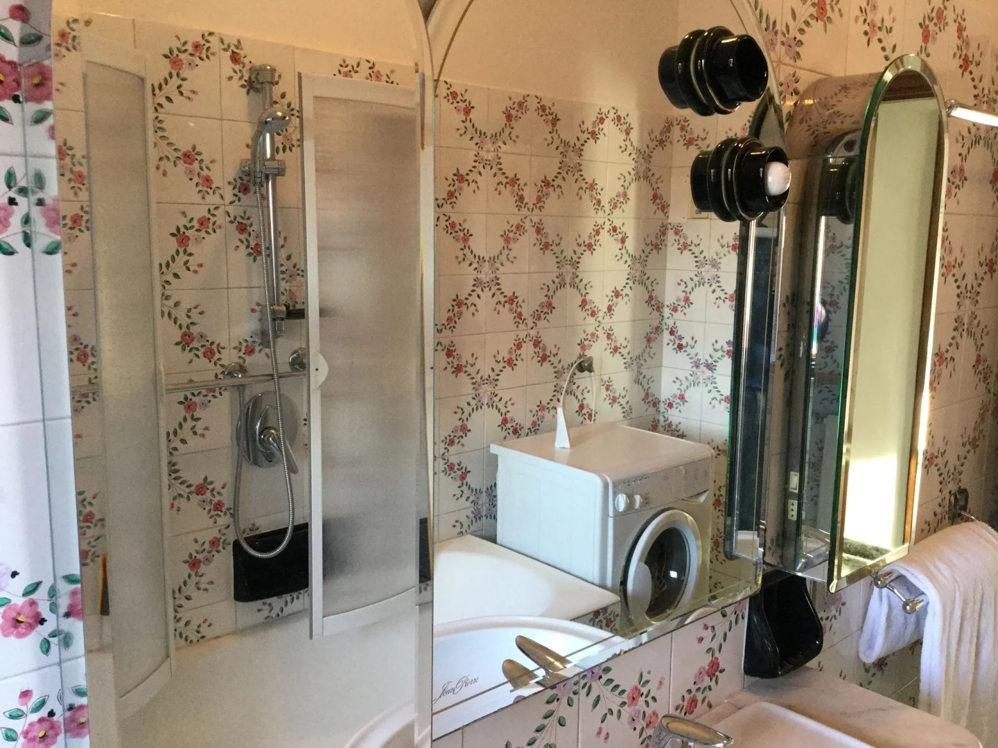 Venice Martinas Home