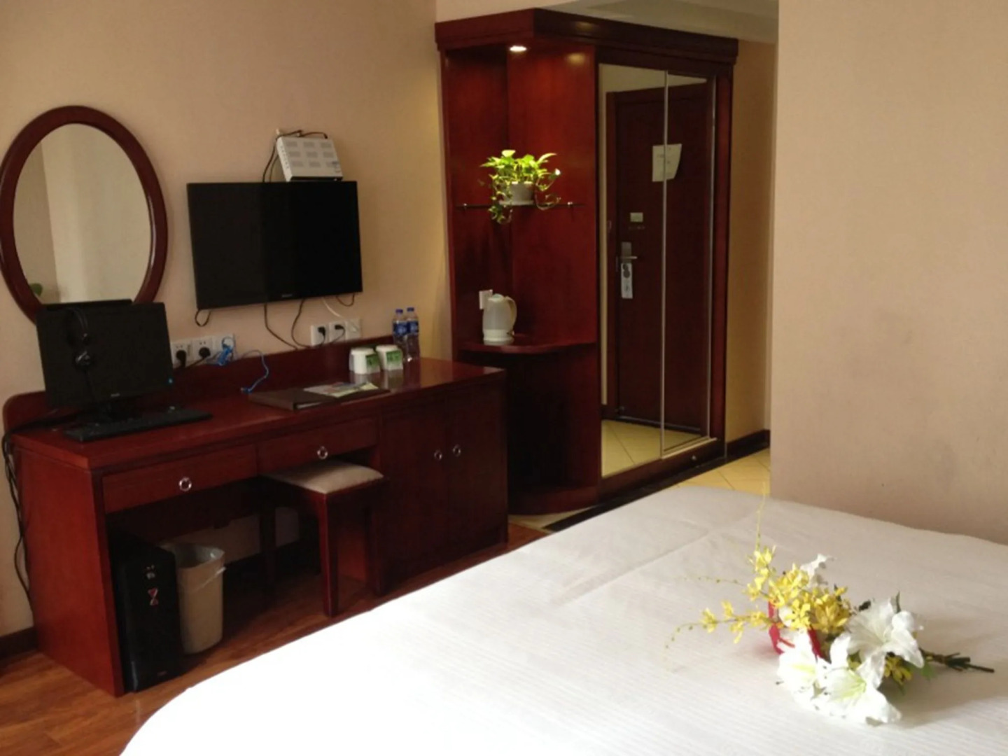 GreenTree Inn Chuzhou Wandong International Car City Express Hotel