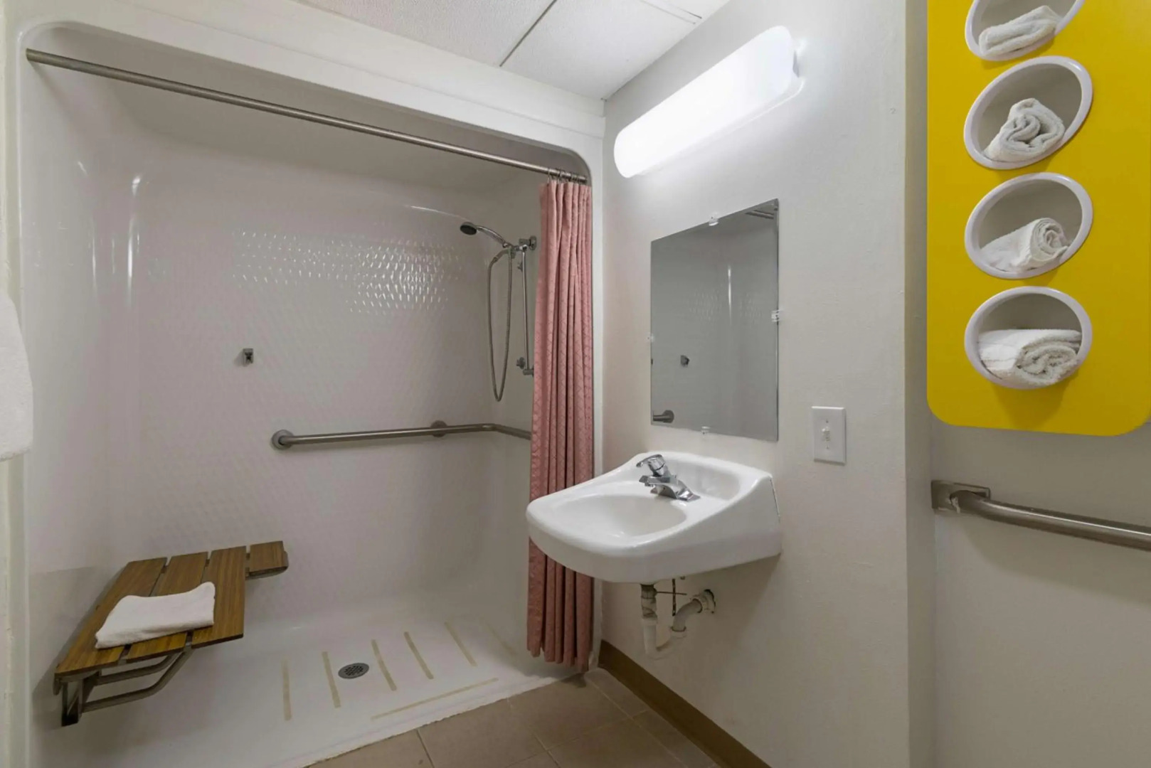 Motel 6 Frackville, PA