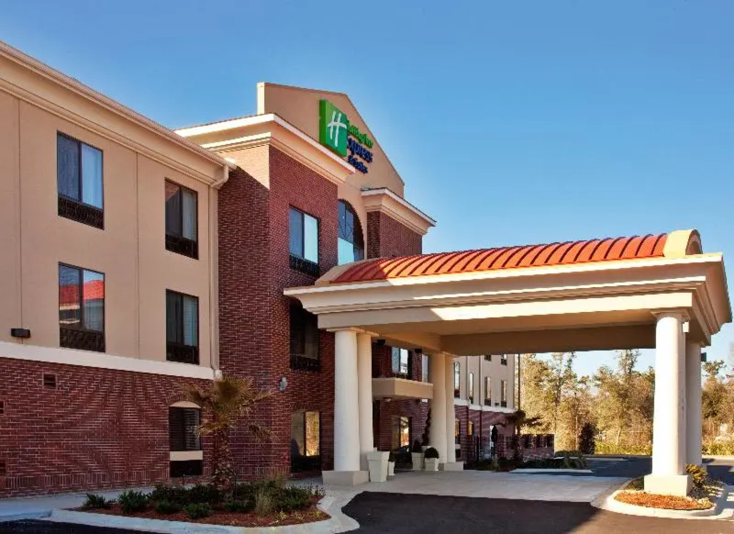 Holiday Inn Express Hotel & Suites Picayune