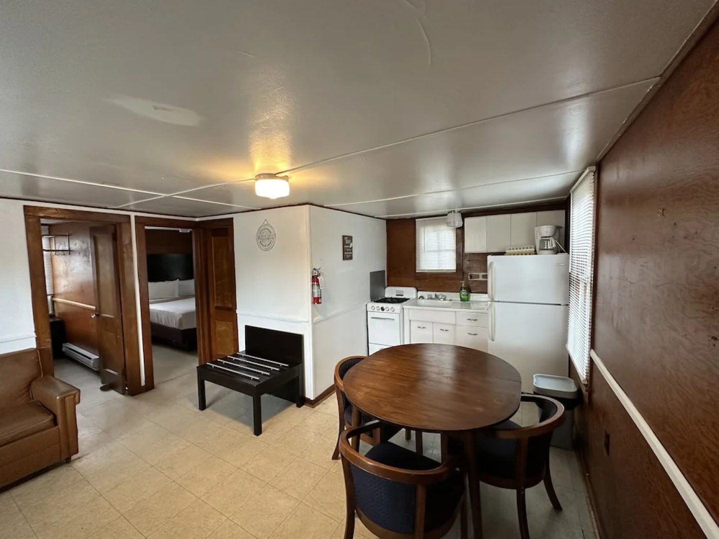 The Ours at Geneva on the Lake