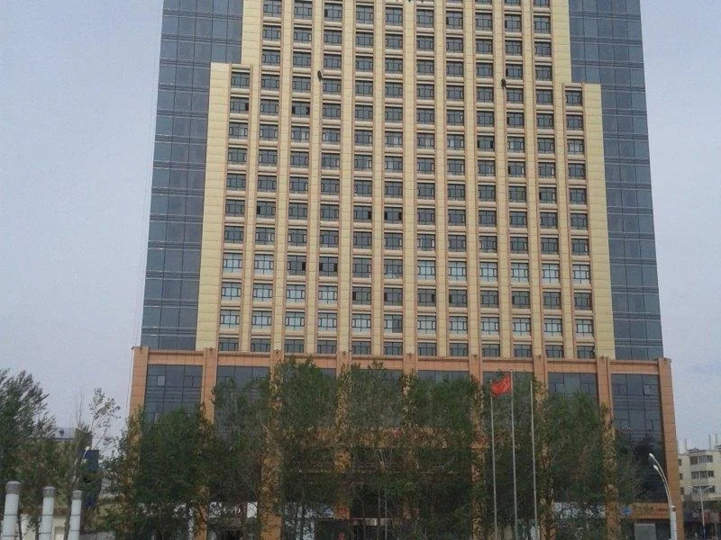 Huang He  International   Hotel