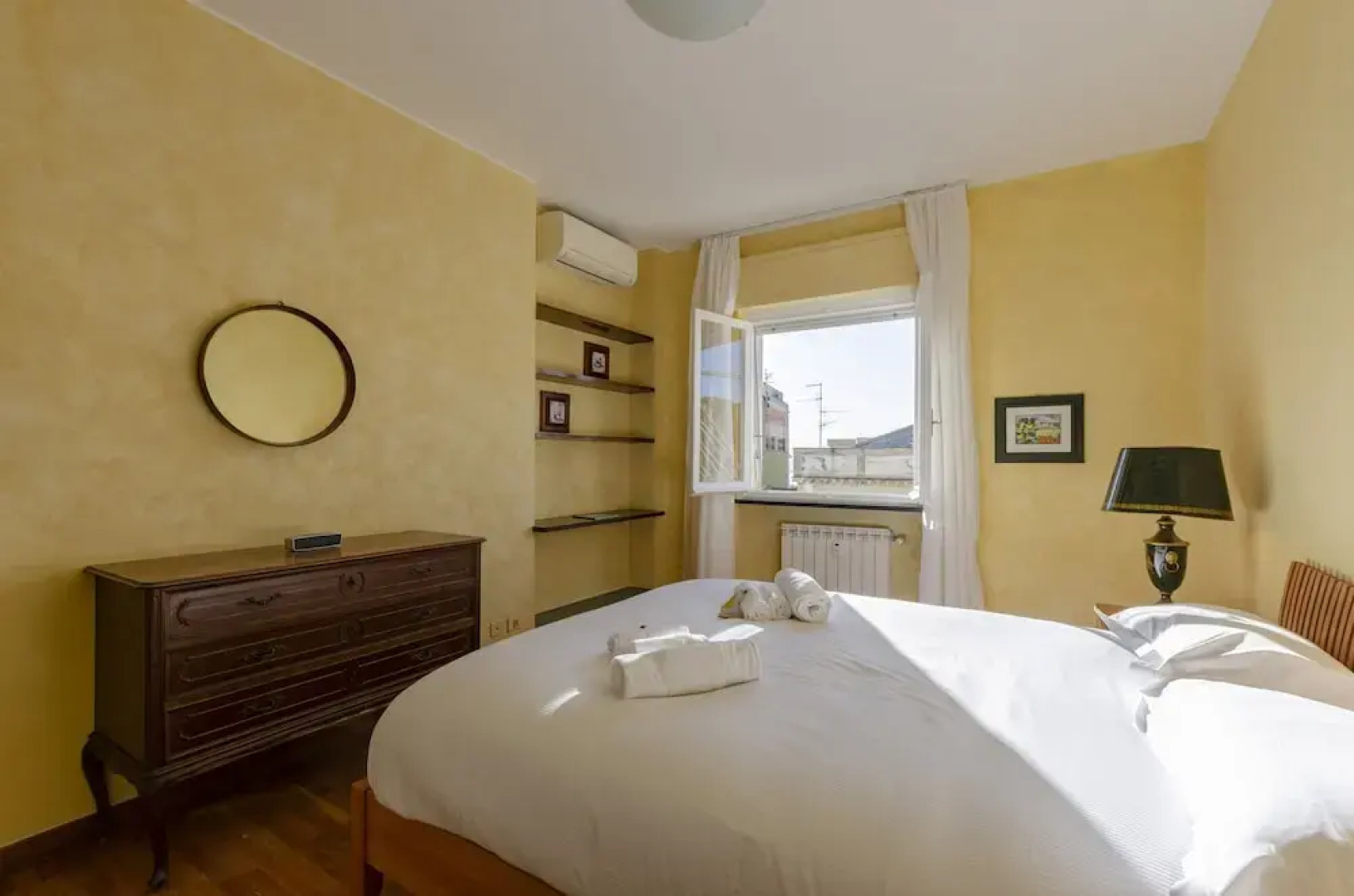 JOIVY Light Flat for 5 in the Heart of Bogliasco