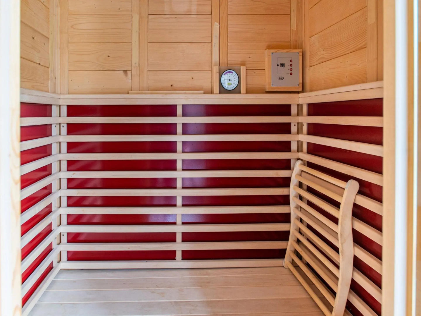 Spacious Holiday Home With Private Terrace