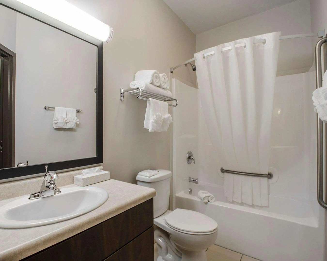 Suburban Extended Stay Hotel Estevan