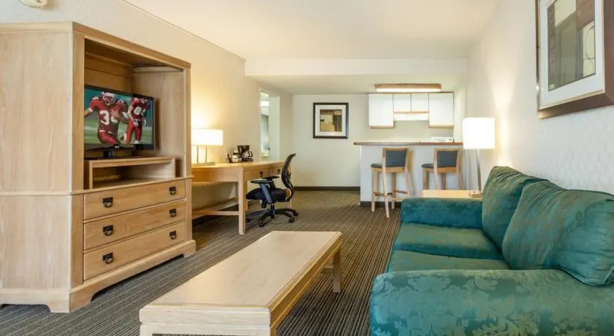 Best Western DeKalb Inn & Suites