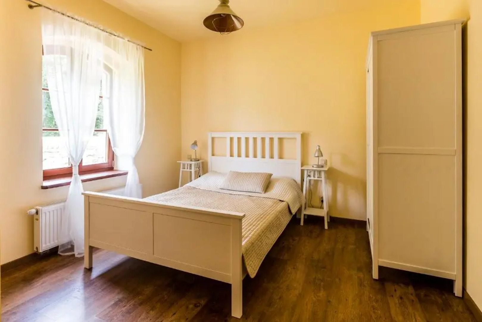 Gospodarstwo nad jeziorem