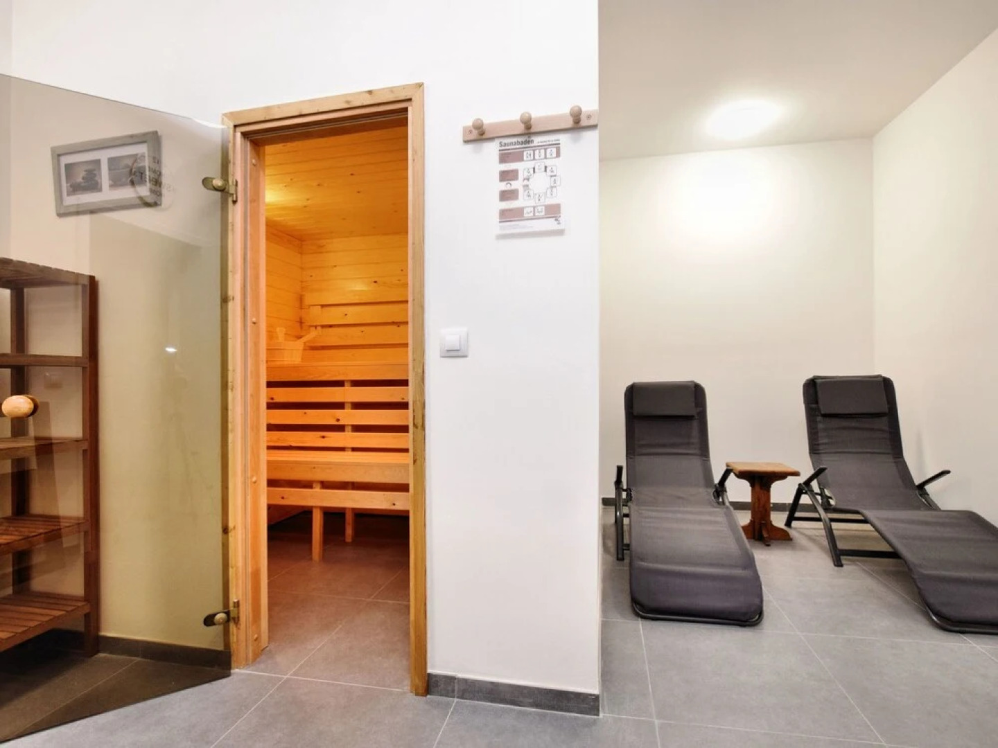 Luxurious Holiday Home in Beauraing with Sauna