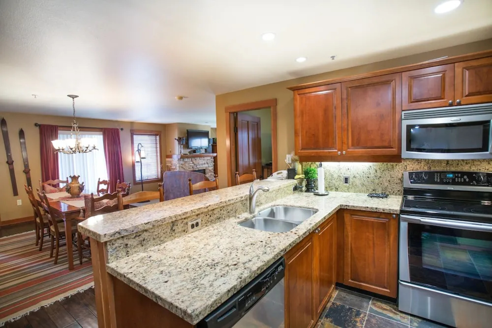 3409 - Two Bedroom Deluxe Powderhorn Lodge 2 Condo by RedAwning