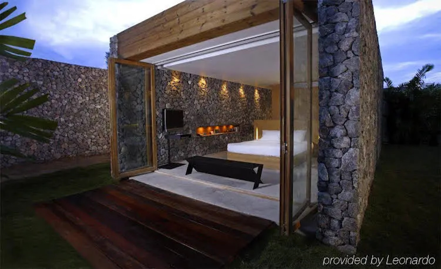 X2 Hua Hin Kui Buri Villas