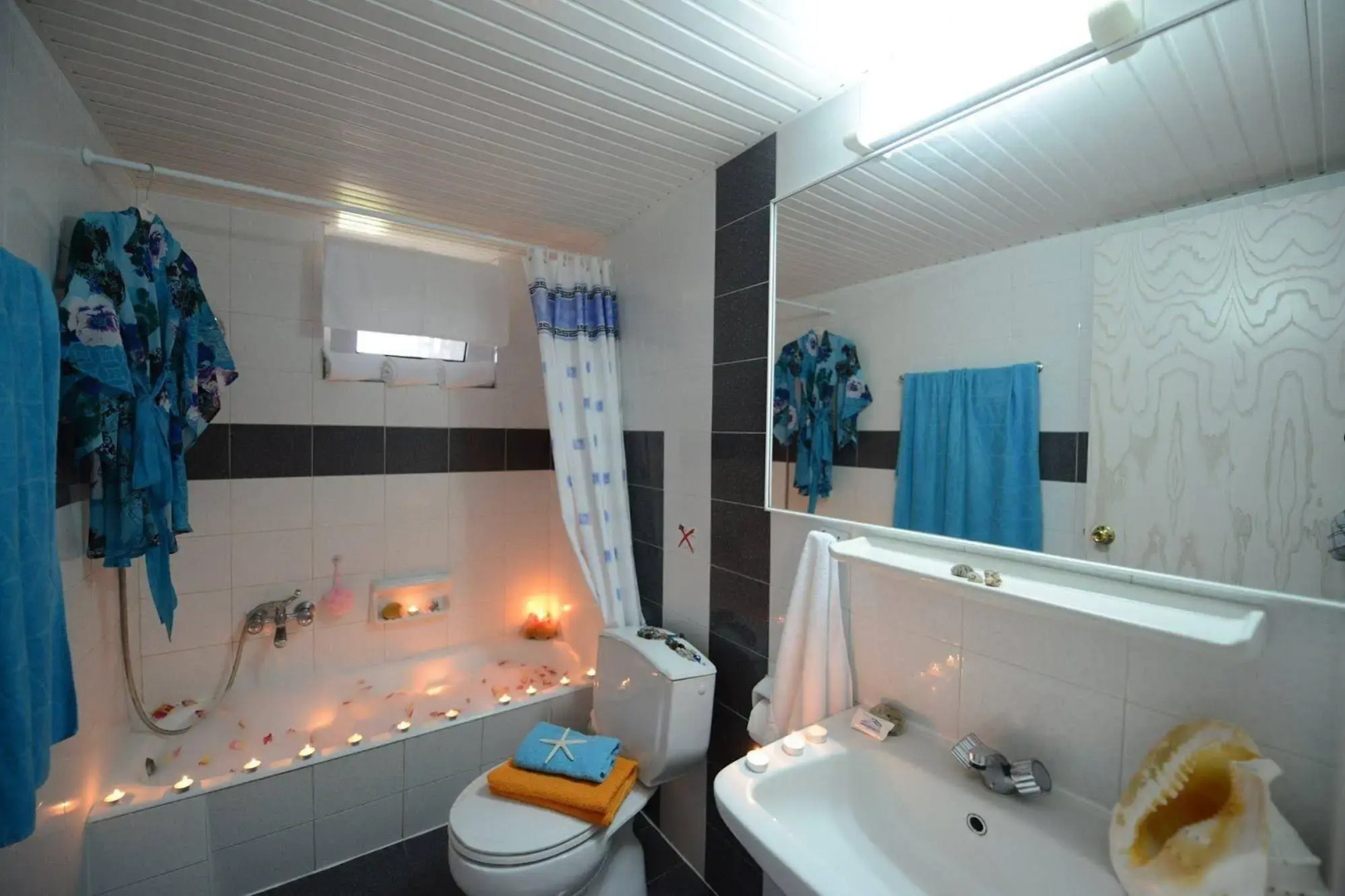 Golden Star Hotel - Adults Only (+16)