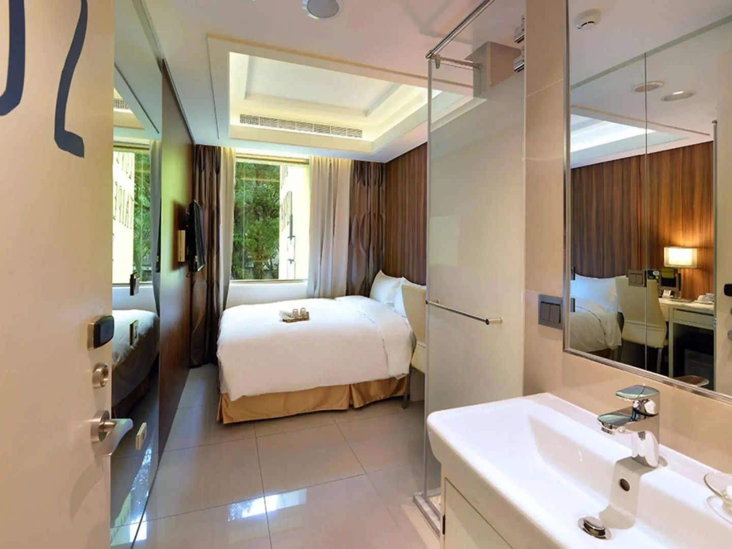 UINN TRAVEL - Hostel