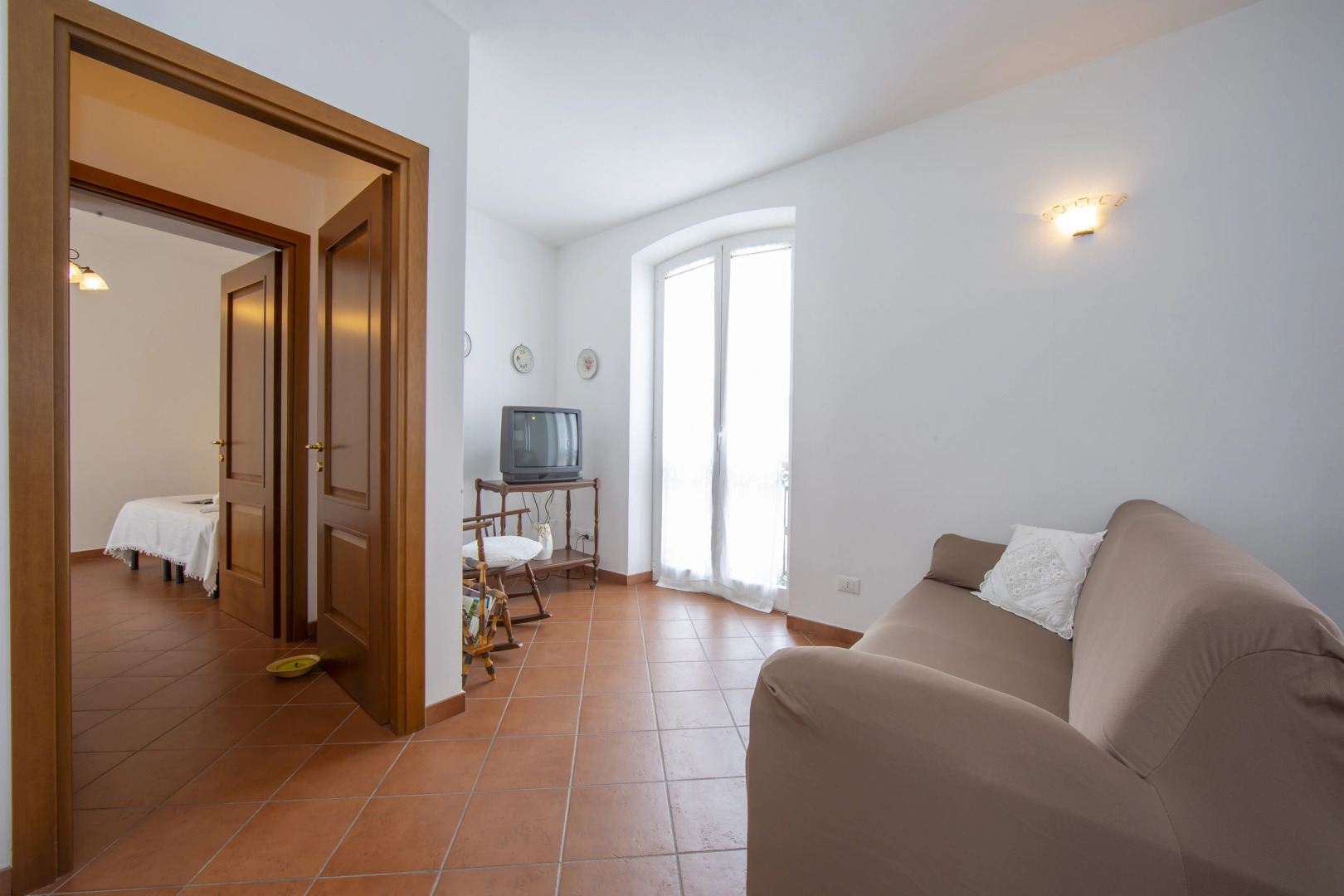 Geraneo among vineyard