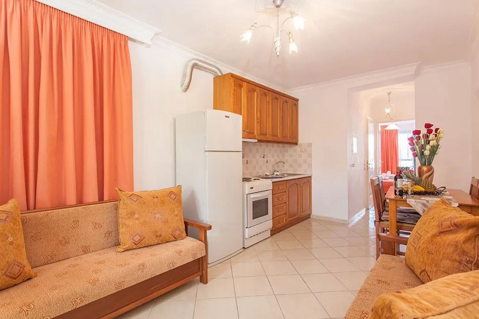 Ionion Maisonettes And Studios