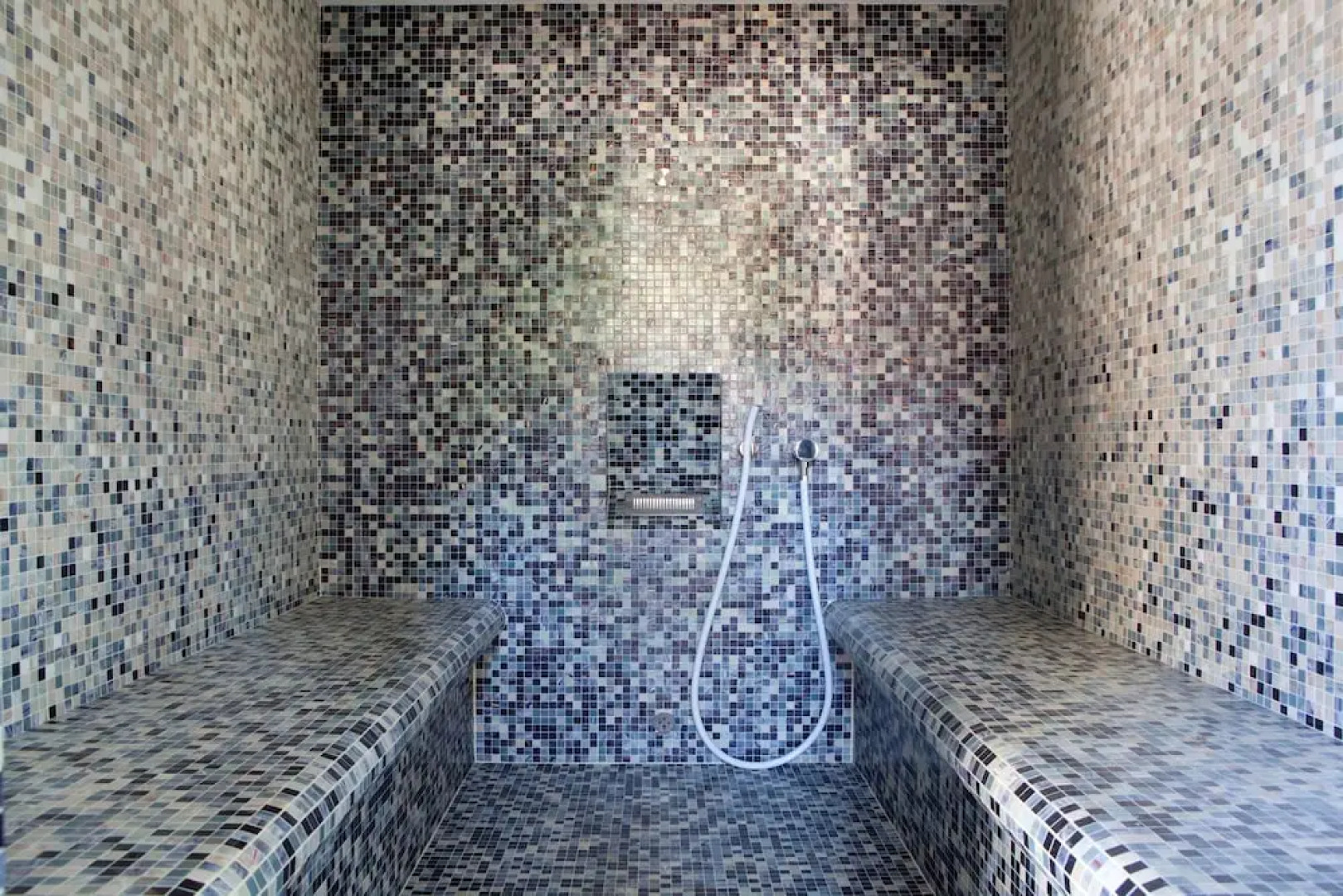 Château De La Resle - membre Design Hotels