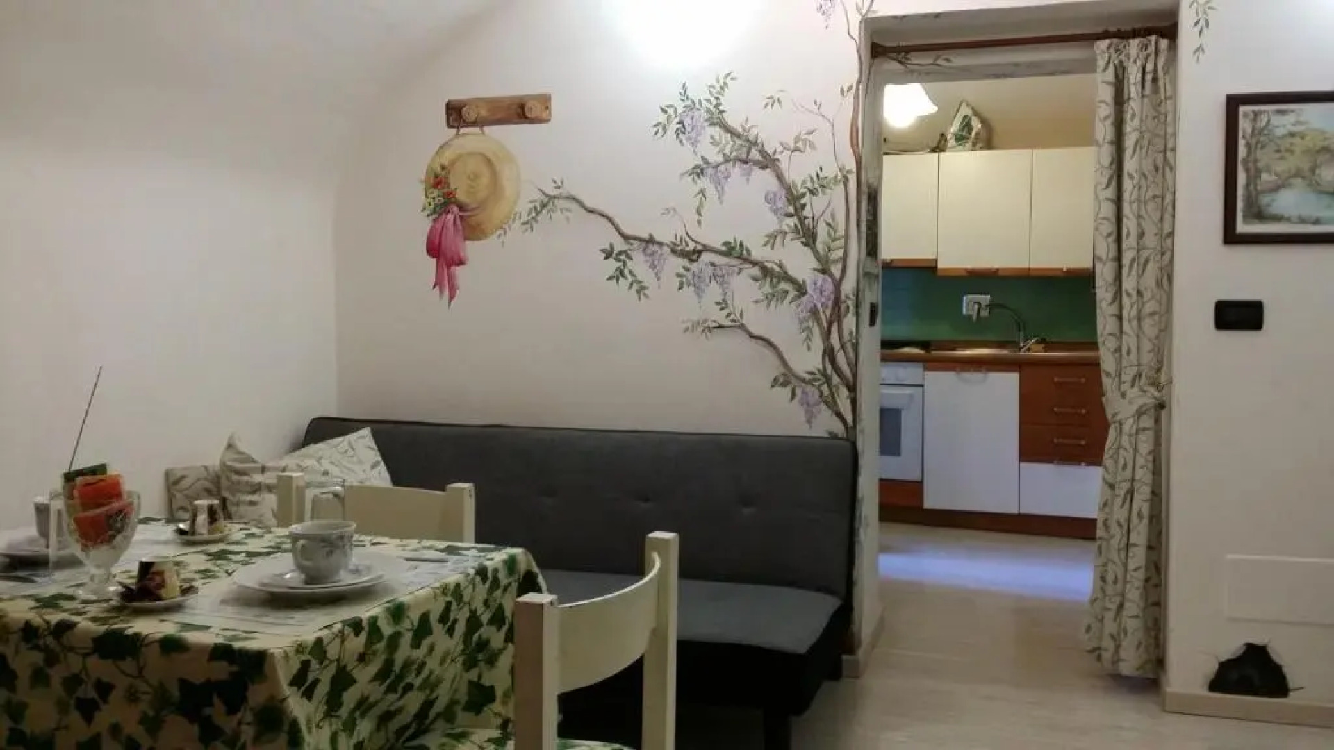 Le Case del Libro Verde Acino d'Uva