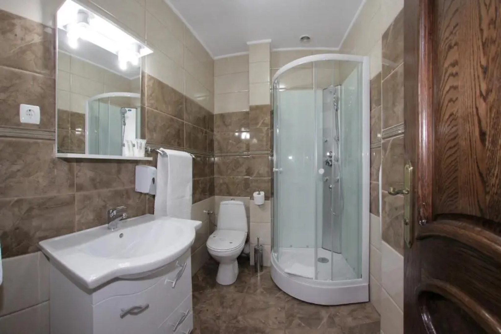 Hotel Rebis International