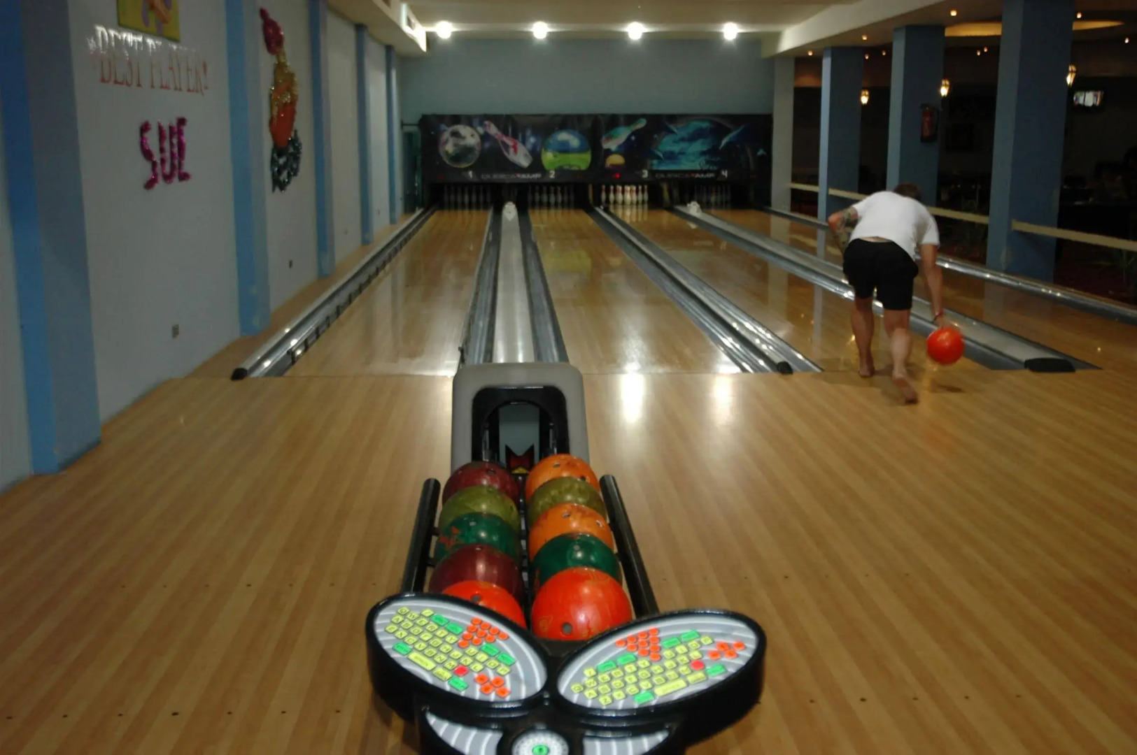 Titanic Palace - Families and Couples only