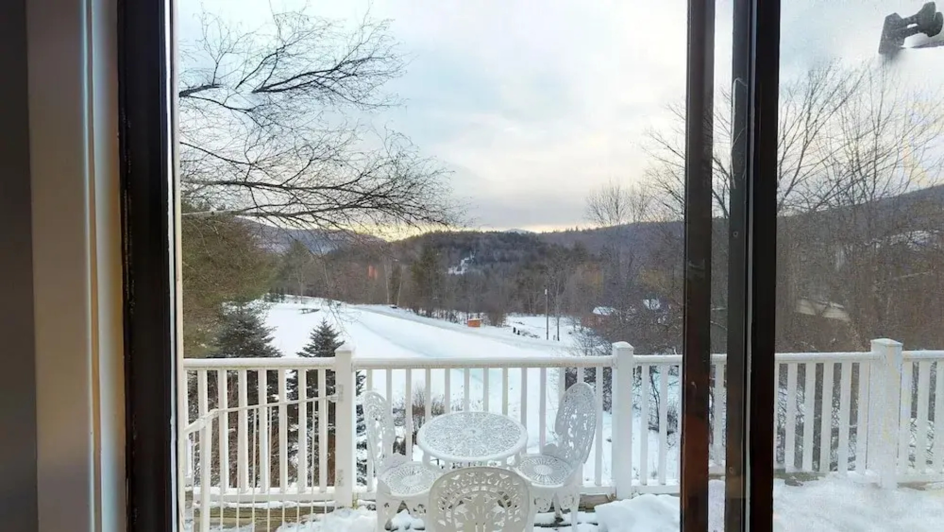 Silver Spring Chalet - GetAway