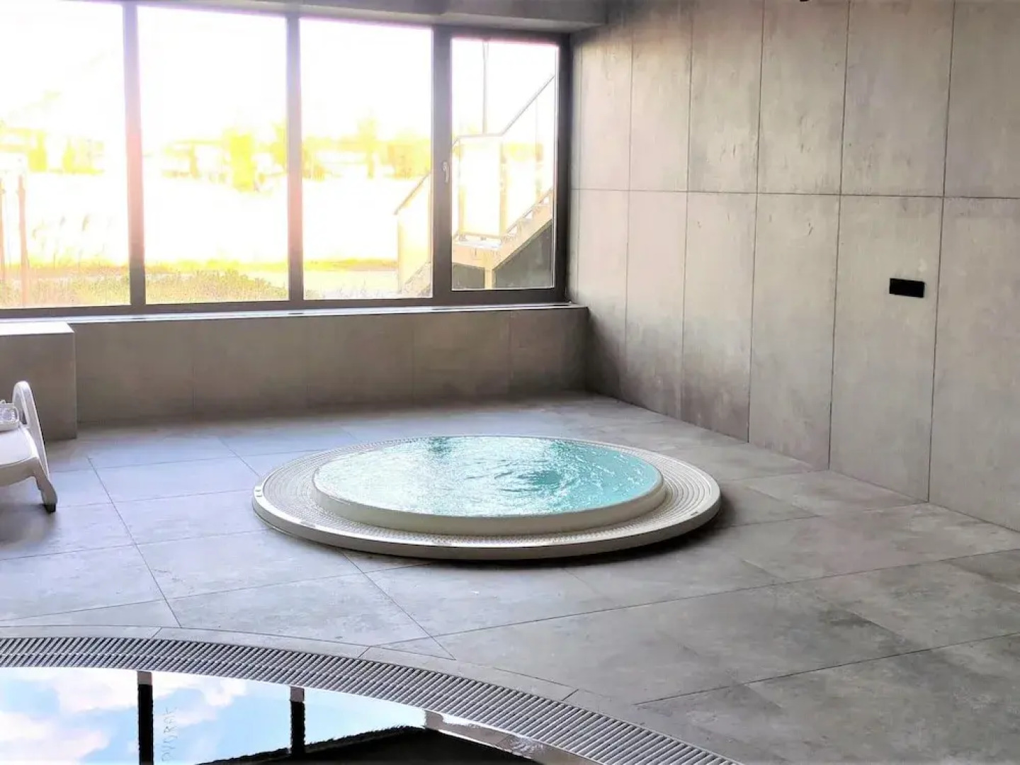 A Comfortable Apartment With a Swimming Pool and Sauna in Dziwnow for 4 People