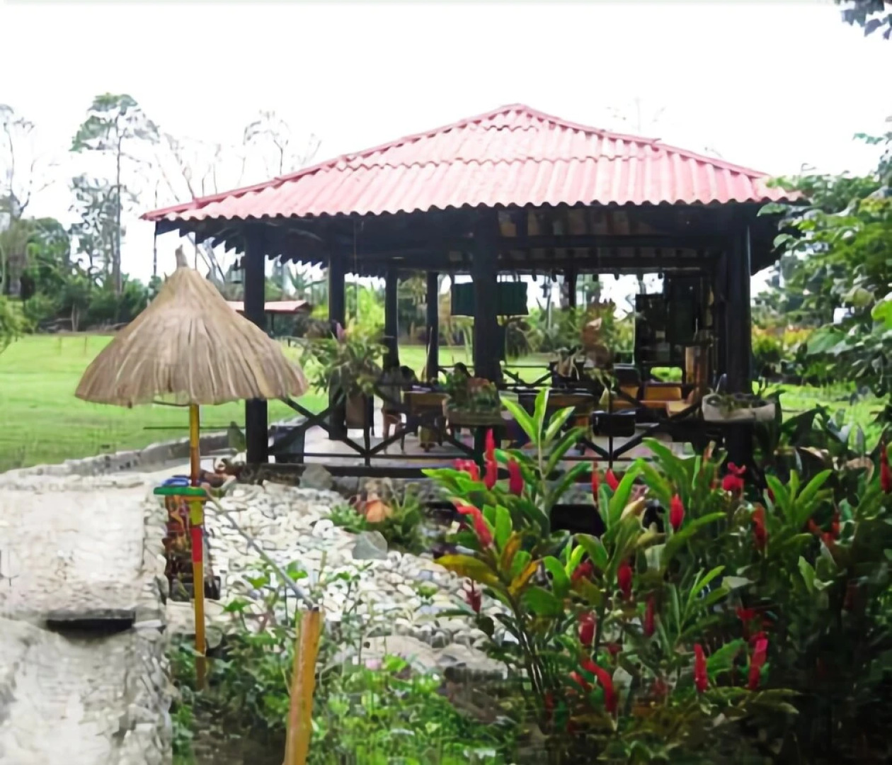 Finca Hotel Sol y Luna